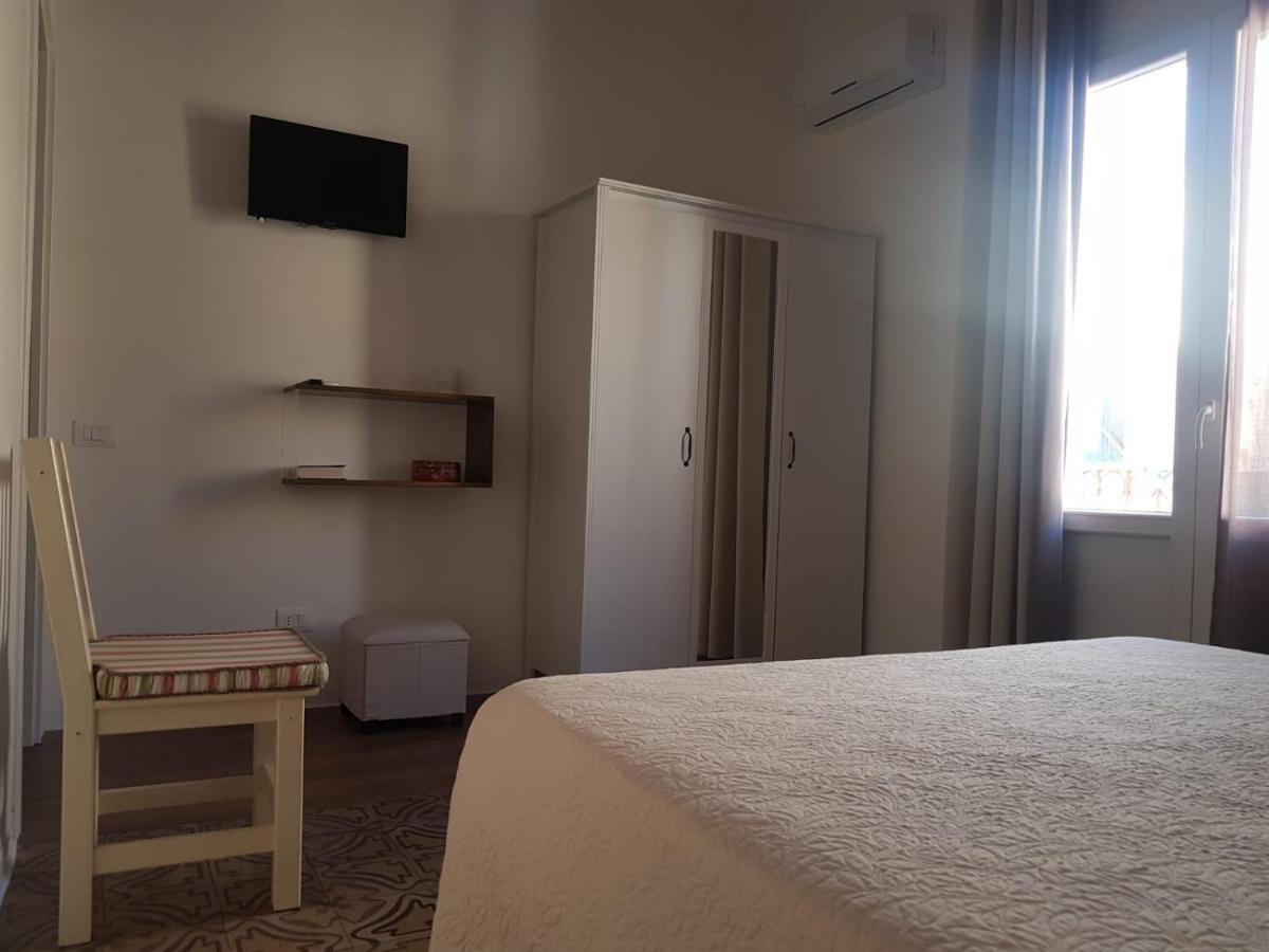 Sat Appartamenti Locazioni Turistiche Brevi-G&P Holiday Home Trapani Ngoại thất bức ảnh